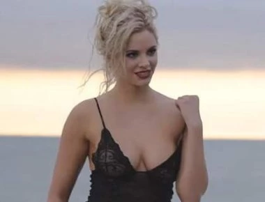 Ρία Αντωνίου: Χαμός με την ολόγυμνη φωτογραφία της (φωτό)